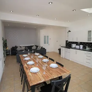 Large Modern House By Promise Cardiff